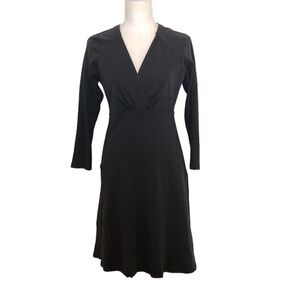 PATAGONIA Midi Dress Women's Size Medium Gray 100% Organic Cotton V-Neck